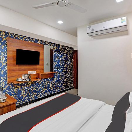 Capital O Bhavya Villa Ahmedabad Bagian luar foto